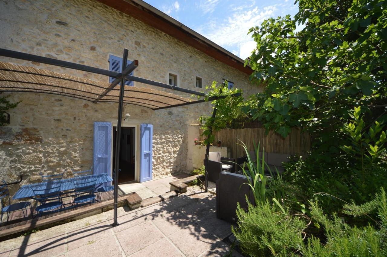 Maison Maliga J&G House Saint-Pierre-de-Curtille ภายนอก รูปภาพ