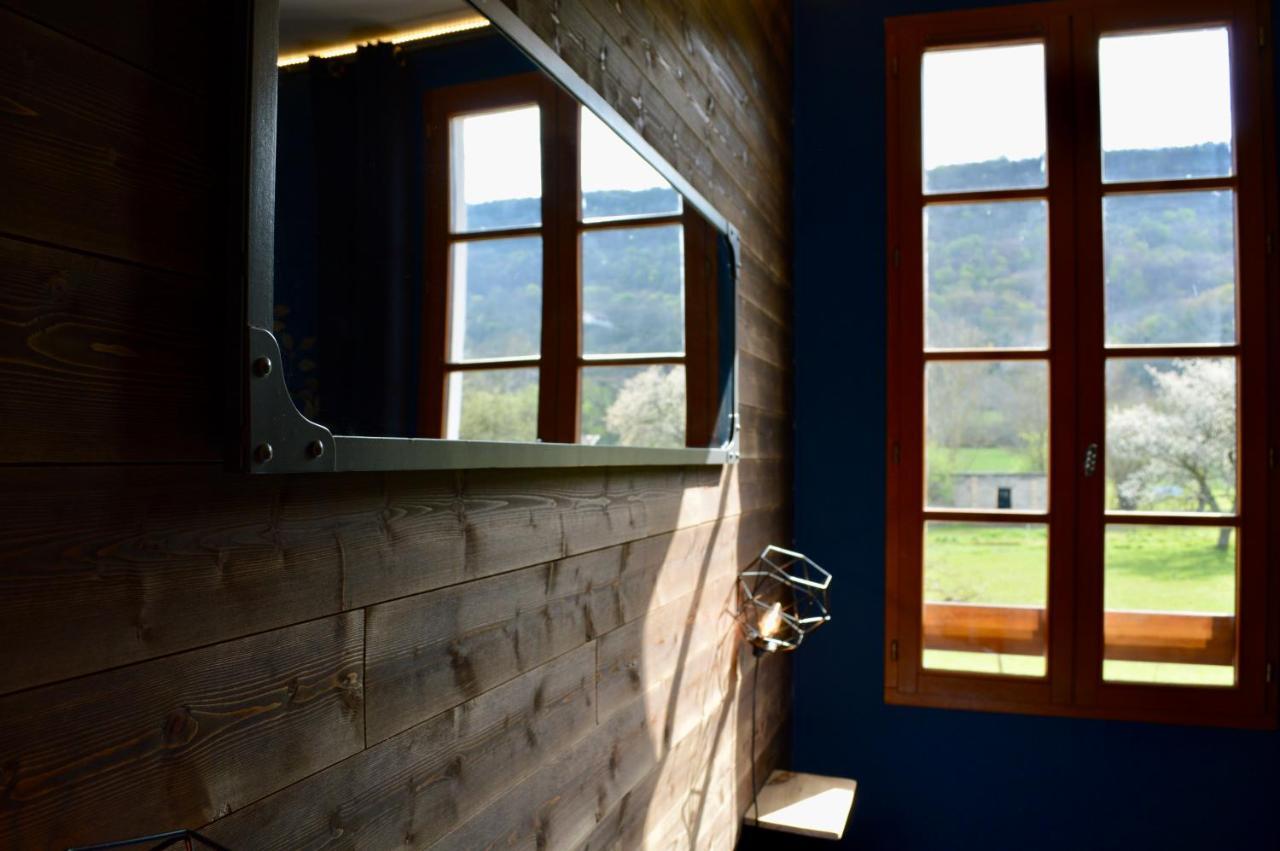 Maison Maliga J&G House Saint-Pierre-de-Curtille ภายนอก รูปภาพ