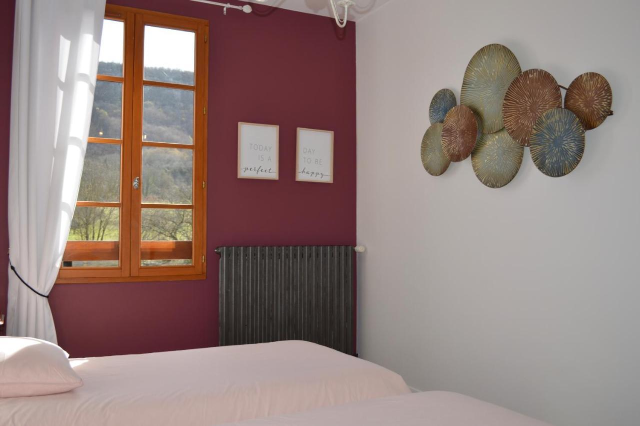 Maison Maliga J&G House Saint-Pierre-de-Curtille ภายนอก รูปภาพ